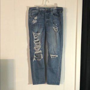 American Eagle Size 6 Tomgirl Ripped Jeans
